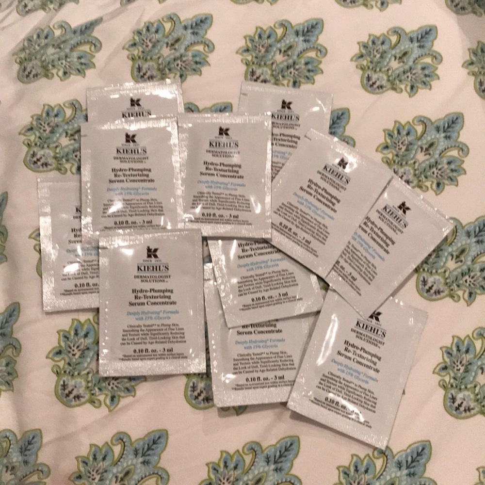 11 Kiehl’s Hydro Plumping Re-texturizing Serum